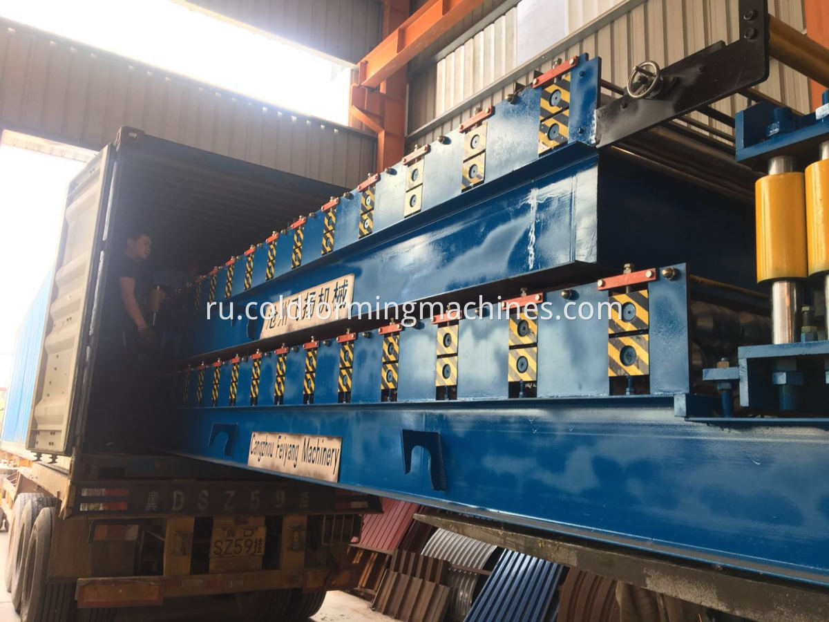 Loading Color Tile Machine